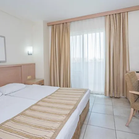 Resort Sural Side